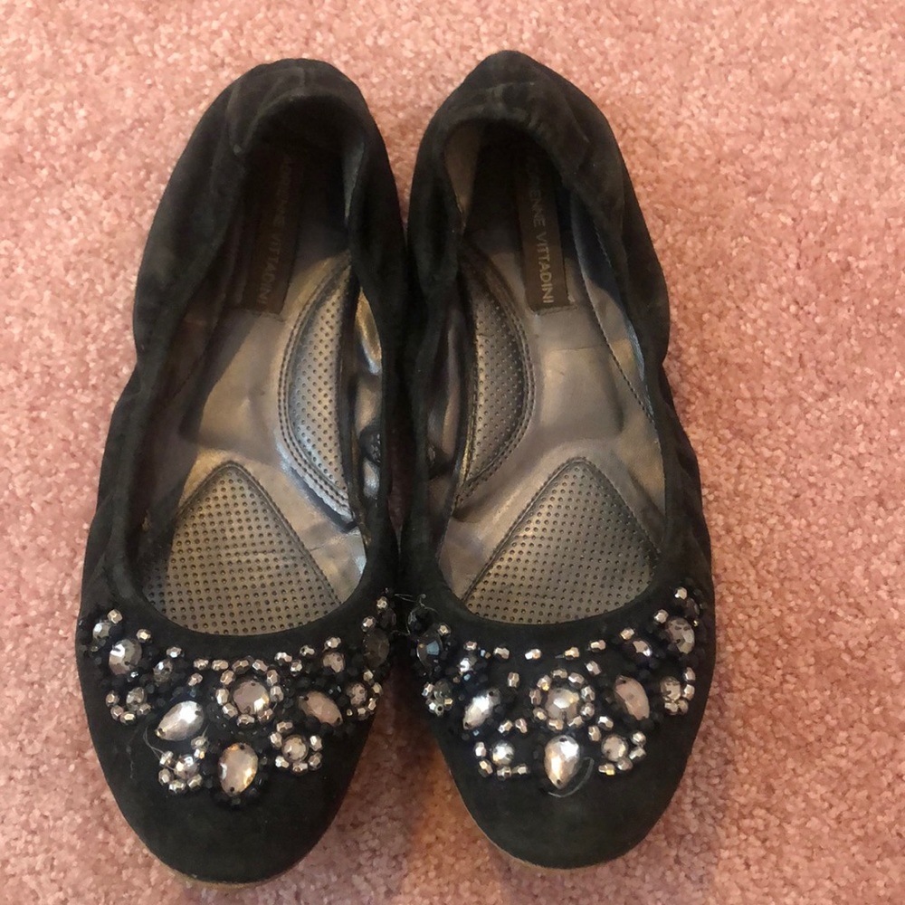 Adrienne Vittadini black flats! Preworn condition